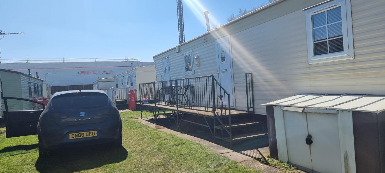 8 Berth Caravan Direct Beach Access Ingoldmells Exteriér fotografie